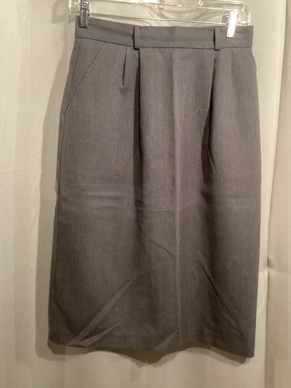 Classic Women's Gray Pencil Skirt